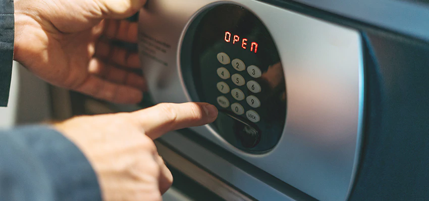 Cash Safe Openers in Hawaiian Gardens, California