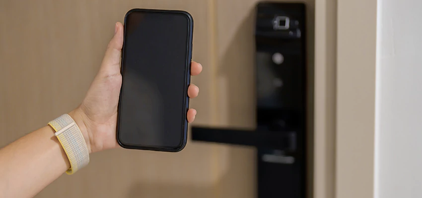 Keypad Wifi Locks Repair And Installation in Hawaiian Gardens, CA